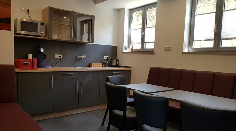 Hostal Hotel Garni Pension Zur Krone