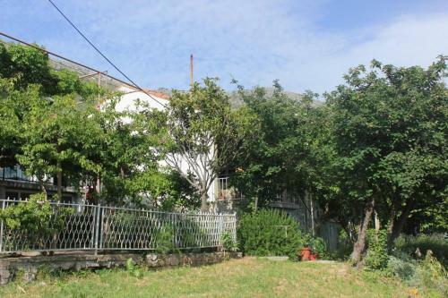 Apartment Mlini 8985a
