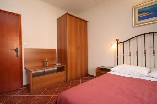 Hostal Double Room Cavtat 8974b