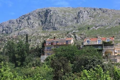 Apartment Soline 8825a