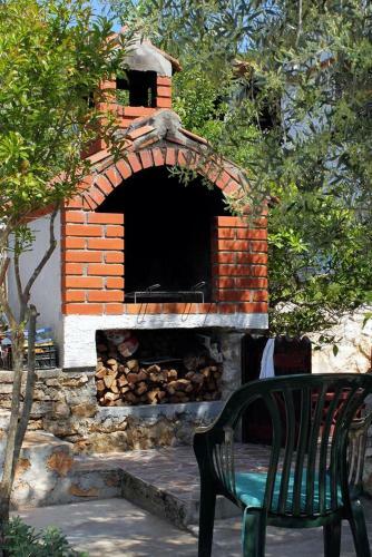Apartments By The Sea Brgulje (molat) - 6243