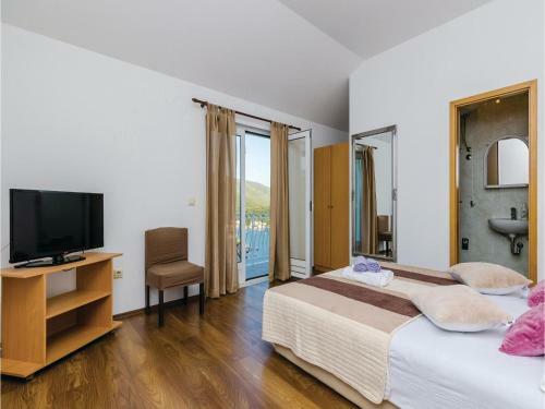 Apartment Gruda With Sea View 03