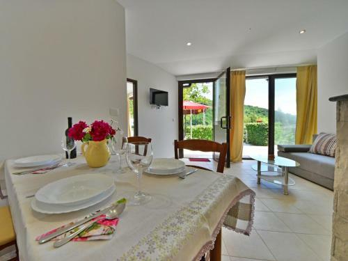 Apartment Branka.1