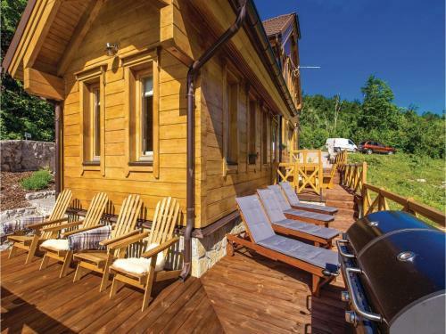 Three-bedroom Holiday Home In Mrkopalj
