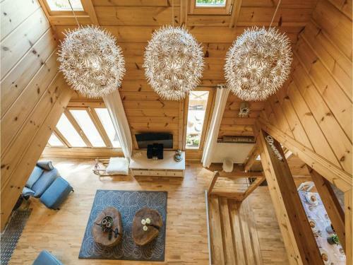 Three-bedroom Holiday Home In Mrkopalj