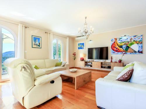 Holiday Home Villa Orhidea