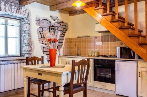 Holiday Home Ambrozio