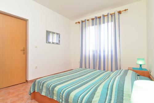 Apartments Denis 344