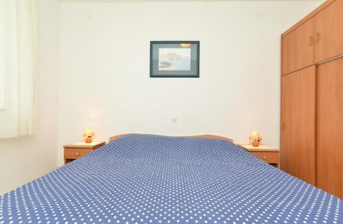 Apartments Denis 344
