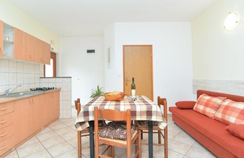 Apartments Denis 344