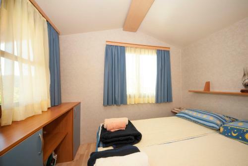 Apartamentos Holiday Home Robinzon