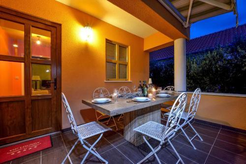 Holiday Home Poljana/insel Ugljan 7467