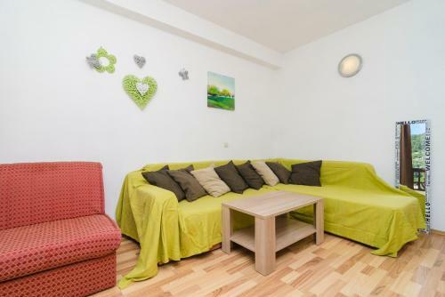 Apartments Matana Chano