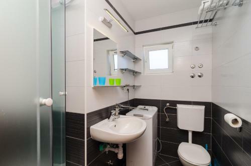 Apartments Matana Chano