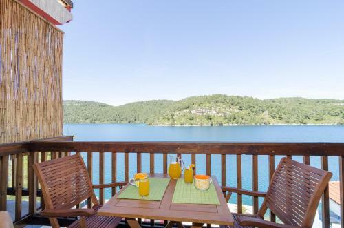 Apartments Matana Chano