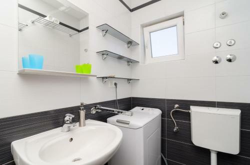 Apartments Matana Chano