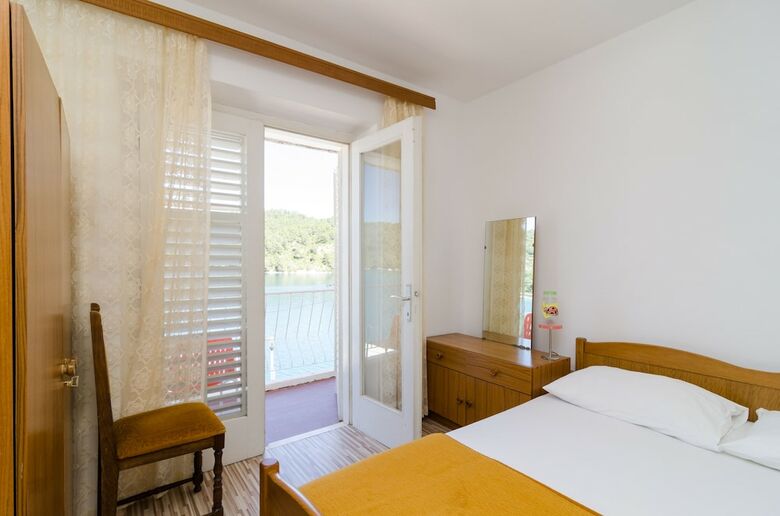 Hostal Rooms Ogigija