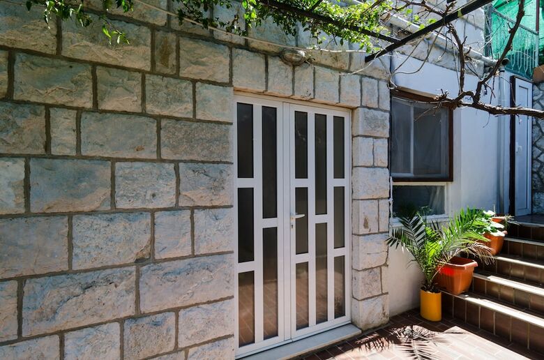 Hostal Rooms Ogigija