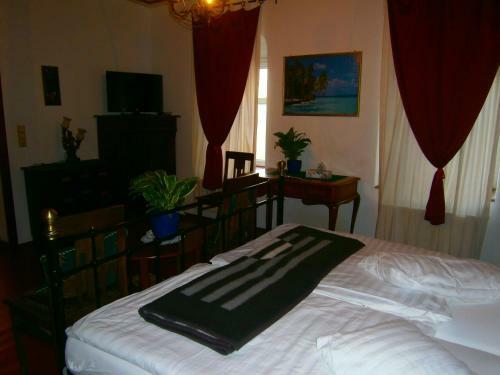 Hostal Ristorante Hotel Torino