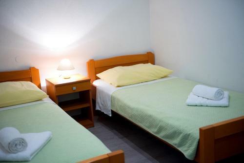 Hostal Apartments And Rooms Robert G