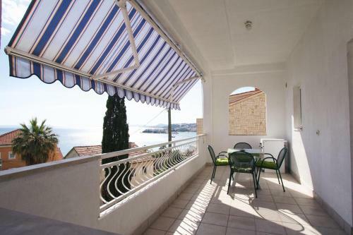 Apartments With A Parking Space Podstrana (split) - 16051