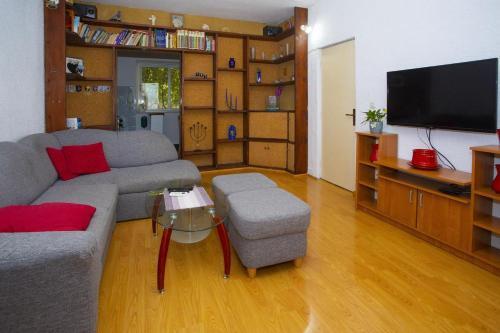 Apartments With A Parking Space Podgora (makarska) - 12816