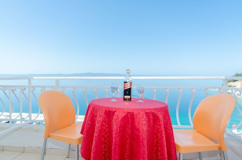 Hostal Apartments Villa Skala
