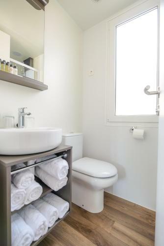 Medora Orbis Mobile Homes & Glamping