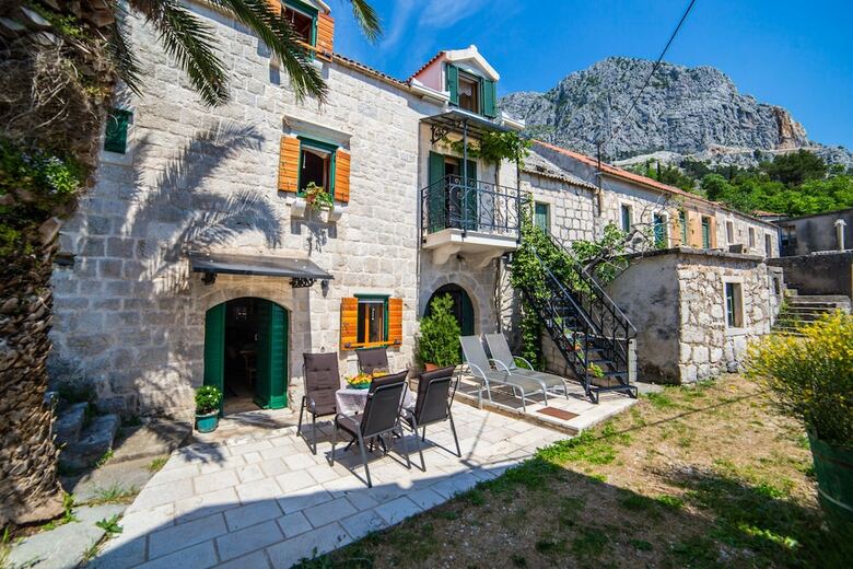 Holiday Home - 300 Years