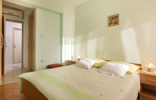Apartment Podgora 2623b