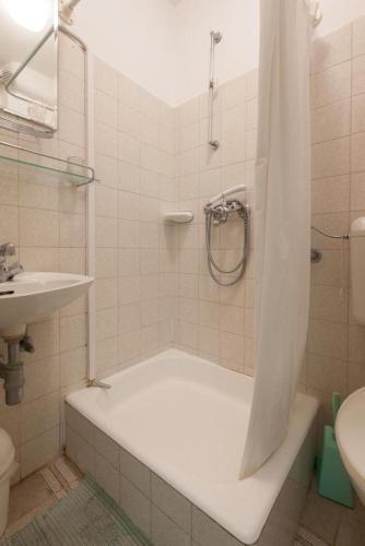Apartment Podgora 2623b