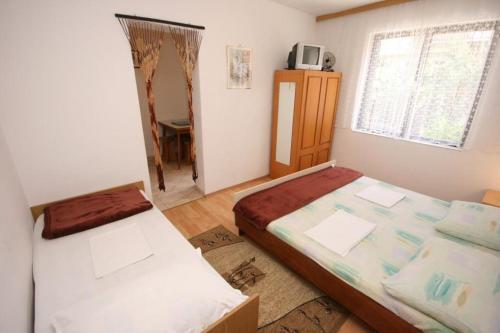 Apartments By The Sea Podaca (makarska) - 6874
