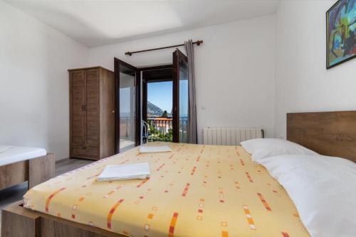 Apartments By The Sea Brist (makarska) - 6867