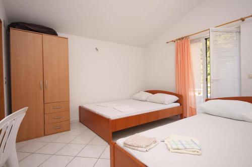 Apartments By The Sea Podaca (makarska) - 6745
