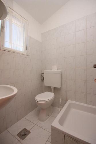 Apartments By The Sea Podaca (makarska) - 6745