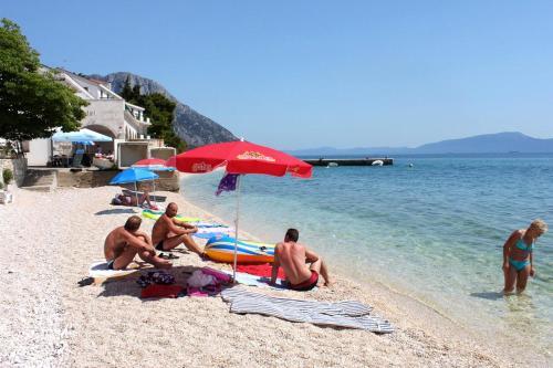 Apartments By The Sea Brist (makarska) - 9674