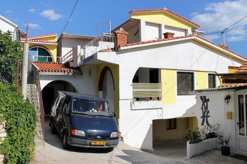 Apartments By The Sea Brist (makarska) - 9674