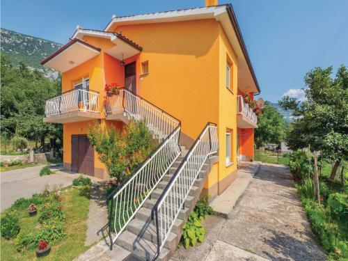 Two-bedroom Apartment In Plomin