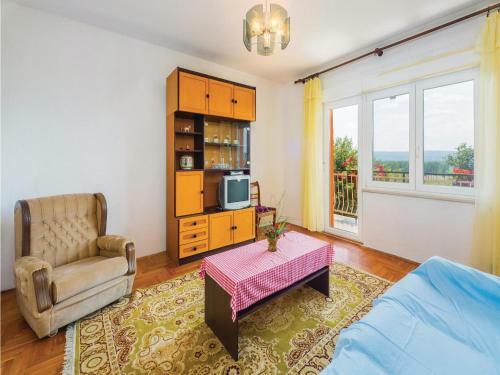 Two-bedroom Apartment In Plomin