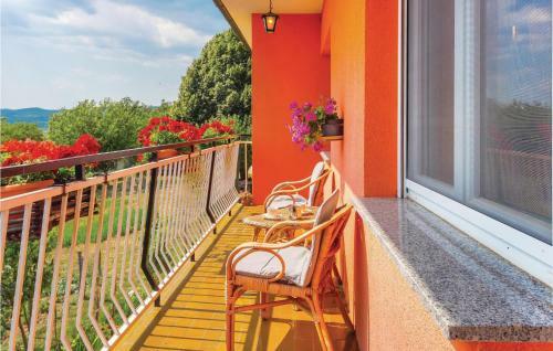 Two-bedroom Apartment In Plomin