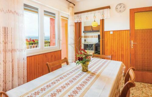 Two-bedroom Apartment In Plomin