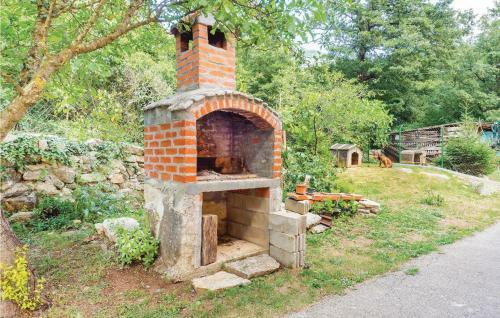 Two-bedroom Apartment In Plomin