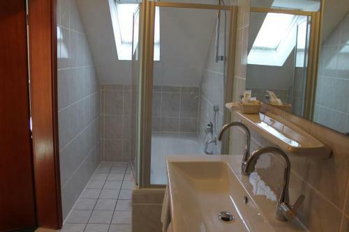 Hotel Burg-m�hle