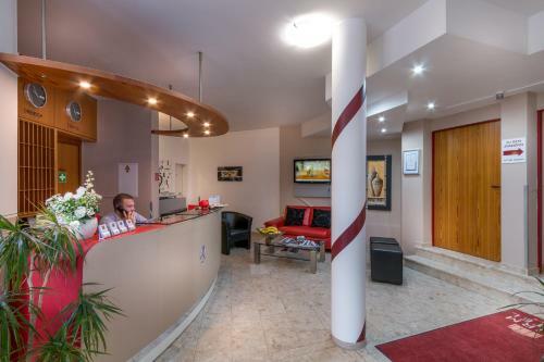 Turmhotel Rhein-main