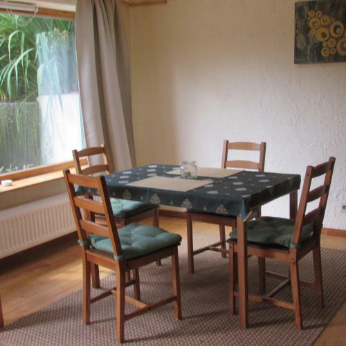 Apartamento Ferienwohnung "eifelstueffje"