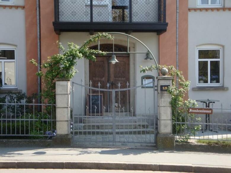 Hostal Dorfsch�nke
