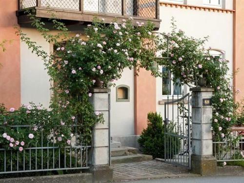 Hostal Dorfsch�nke