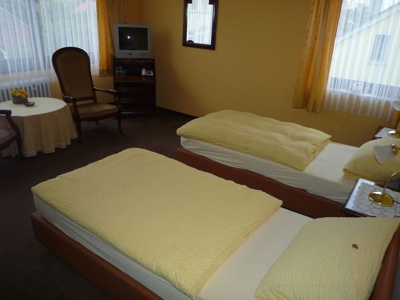 Center Hotel
