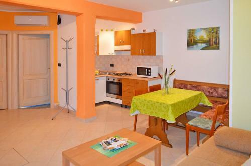 Apartment Haus Jurani (ipc155)