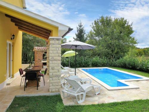 Holiday Home Haus Antoni (ipc106)
